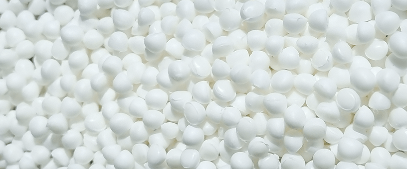 Image of white resin of GreenVCI Masterbatch.